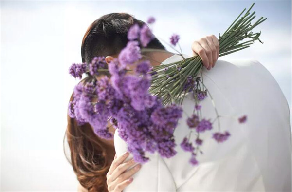 如何給老婆準備生日禮物?全攻略