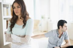 河源偵探出馬，幫助女子成功收集她丈夫出軌的